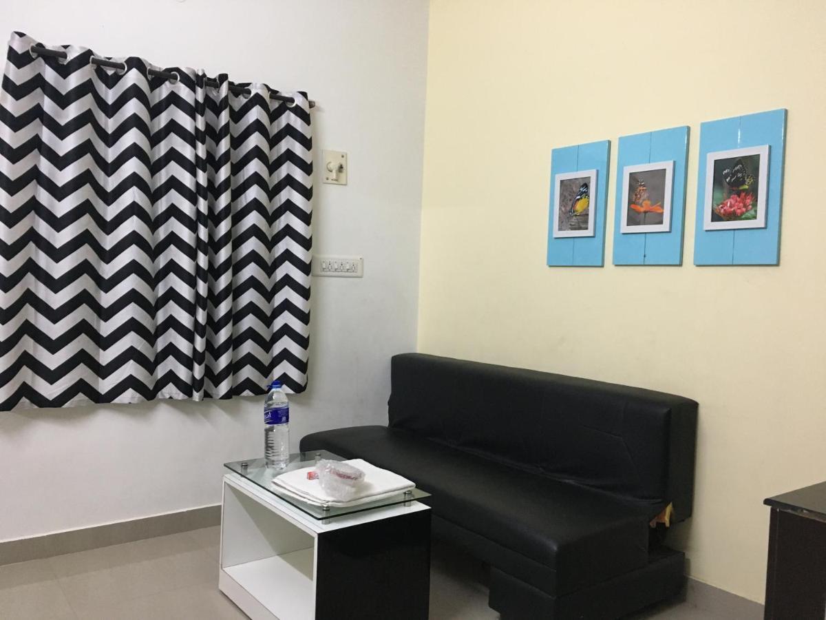 Srirangam Suit Rooms Tiruchirappalli Kültér fotó